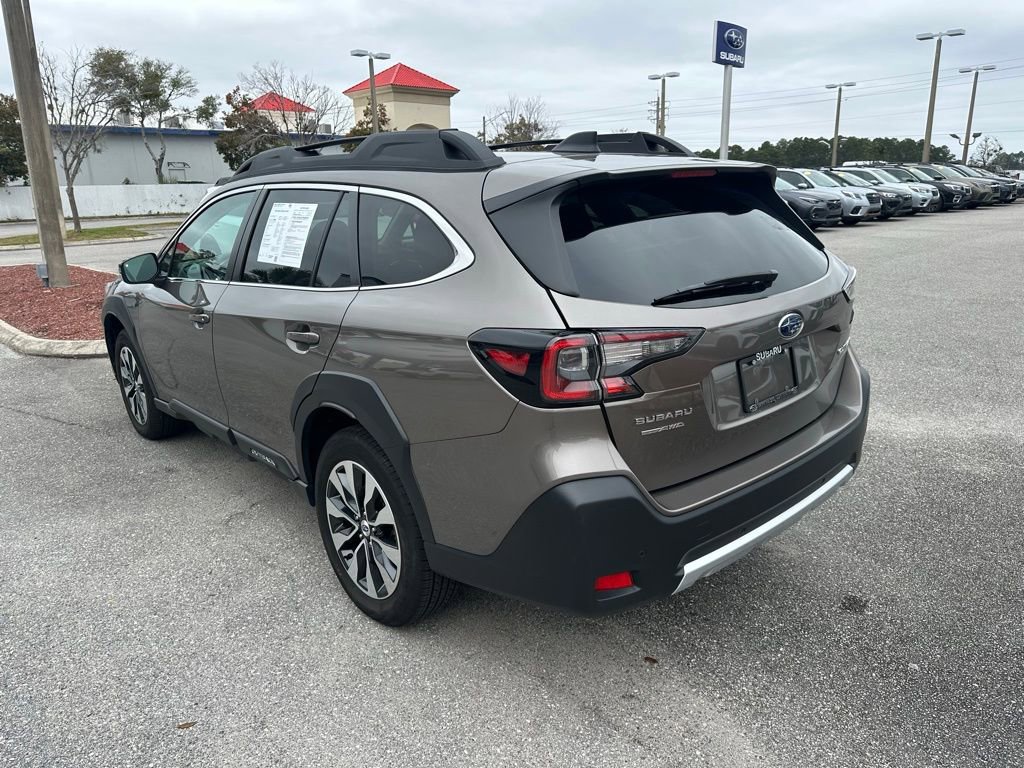 Used 2023 Subaru Outback Limited image 9