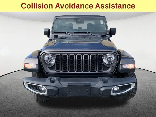 Used 2024 Jeep Gladiator Sport image 4