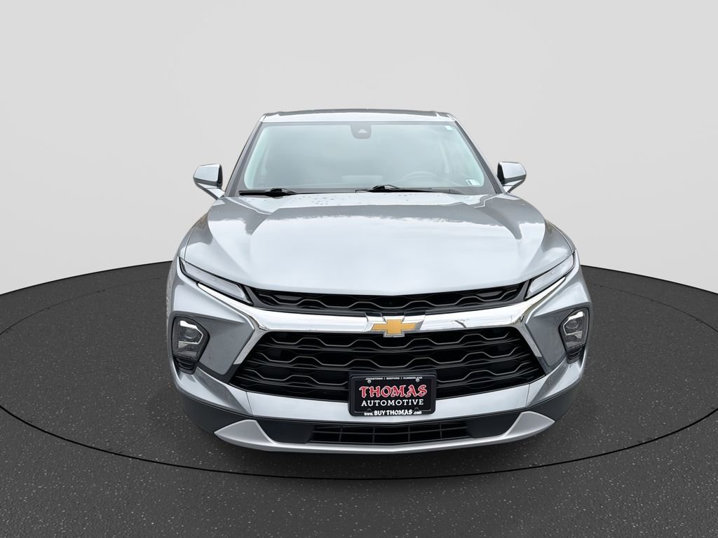 Used 2023 Chevrolet Blazer LT image 3