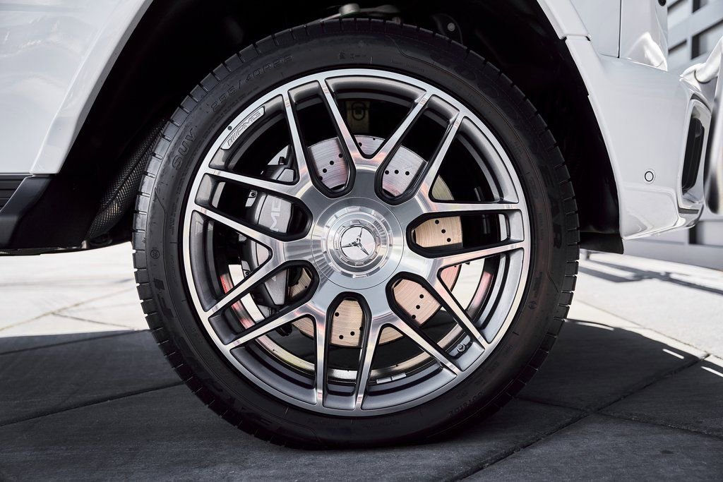 Used 2025 Mercedes-Benz G 63 AMG 4MATIC image 23