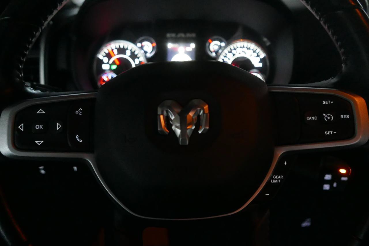 Used 2024 RAM 2500 Big Horn AWD/4WD image 18