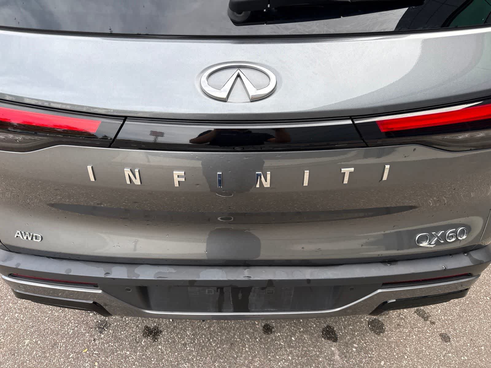 Used 2024 INFINITI QX60 Pure AWD/4WD image 6