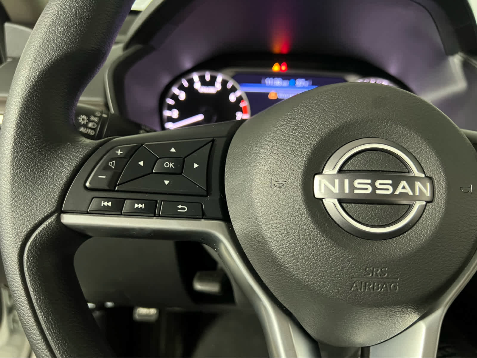 Certified 2025 Nissan Altima 2.5 SV image 17