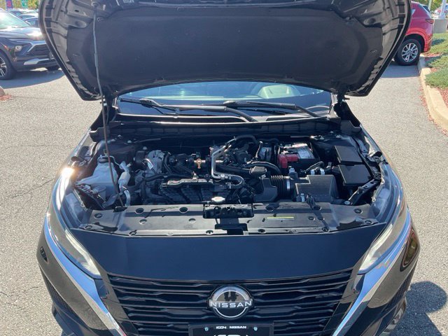 Used 2024 Nissan Altima 2.5 SV FWD image 21