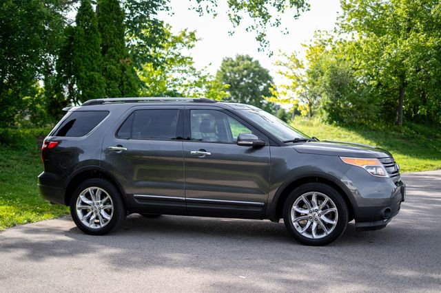 Used 2015 Ford Explorer Limited w/ Equipment Group 301A AWD/4WD image 4