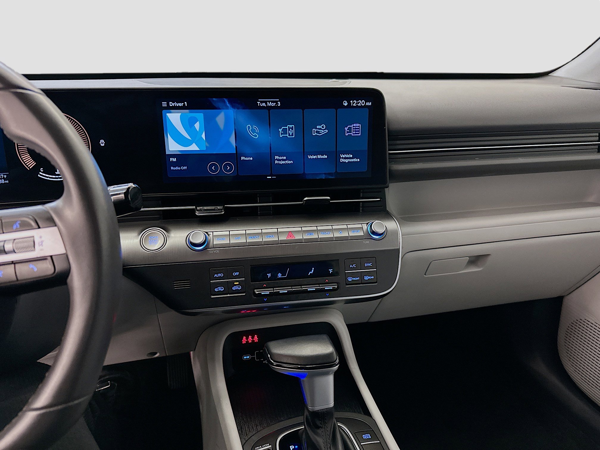 Used 2025 Hyundai Kona SEL image 26