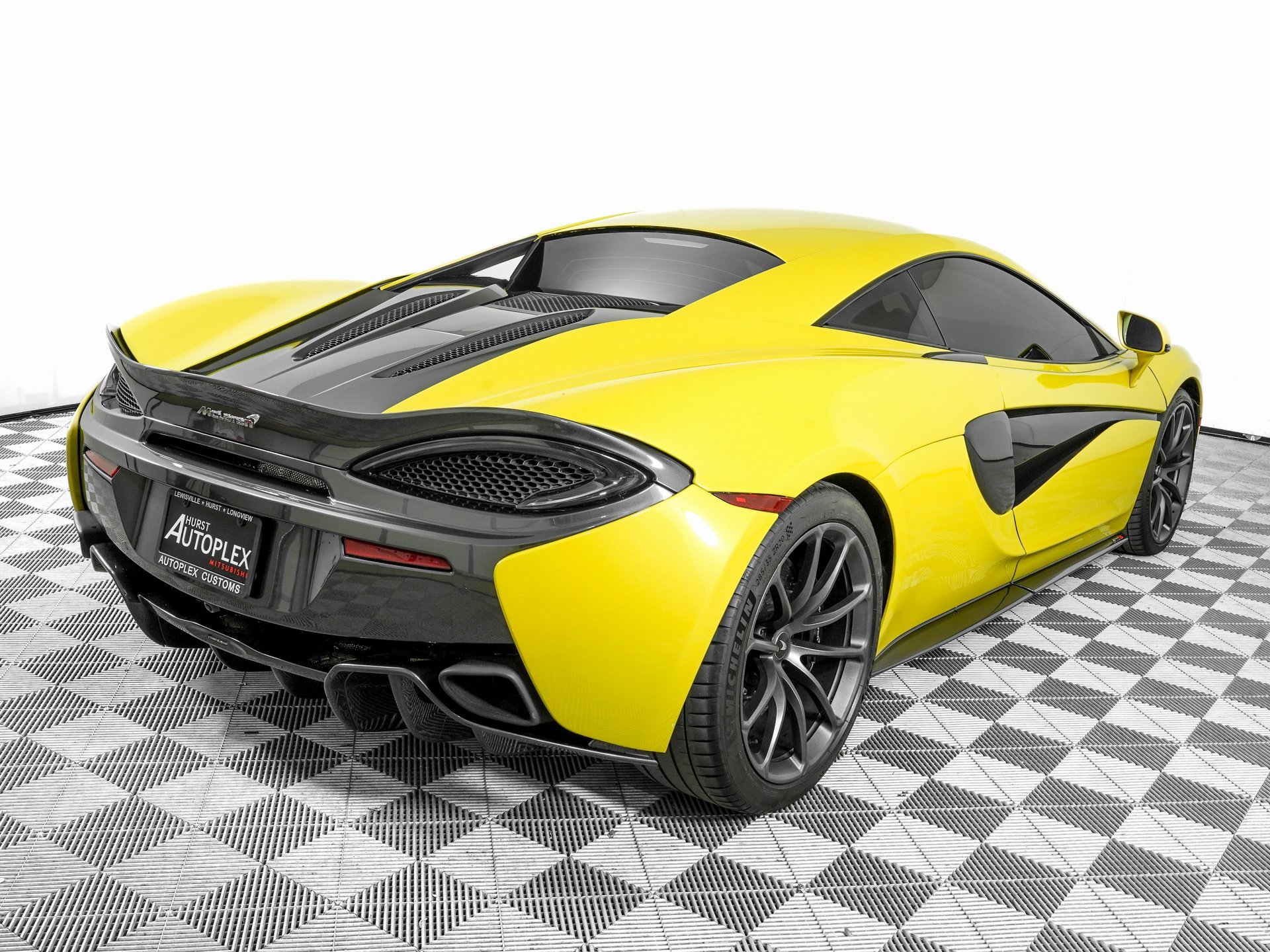 Used 2019 McLaren 570S Coupe image 5