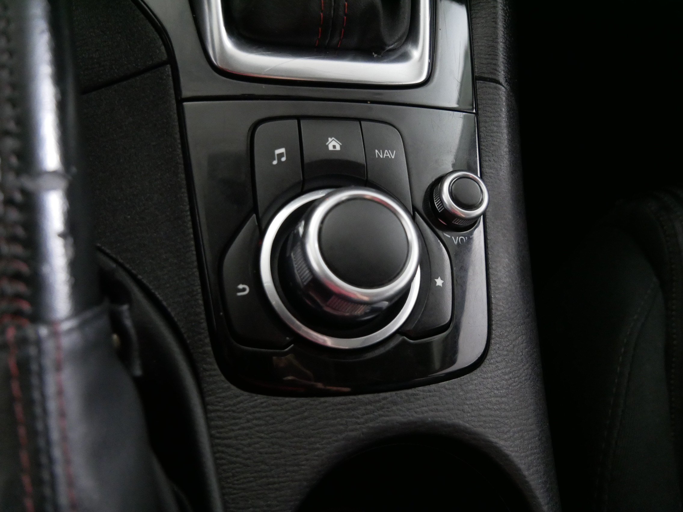 Used 2016 MAZDA MAZDA3 i Touring FWD image 29