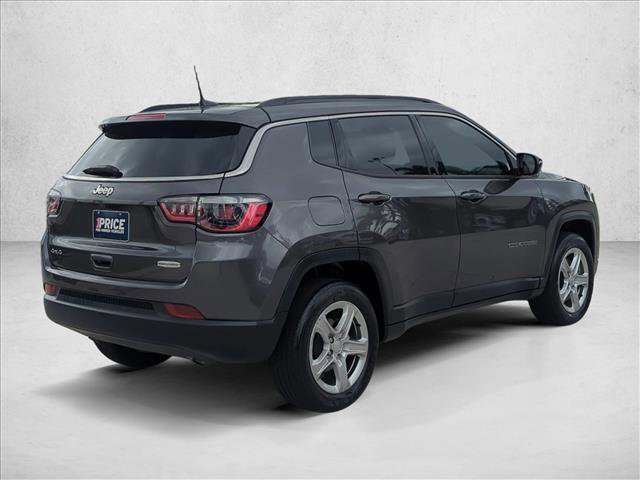 Used 2023 Jeep Compass Latitude AWD/4WD image 5