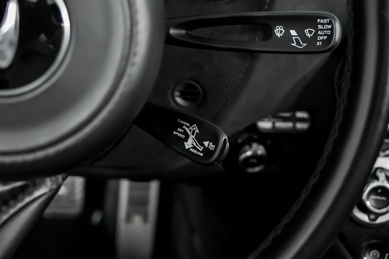 Used 2020 McLaren 720S Spider RWD image 31