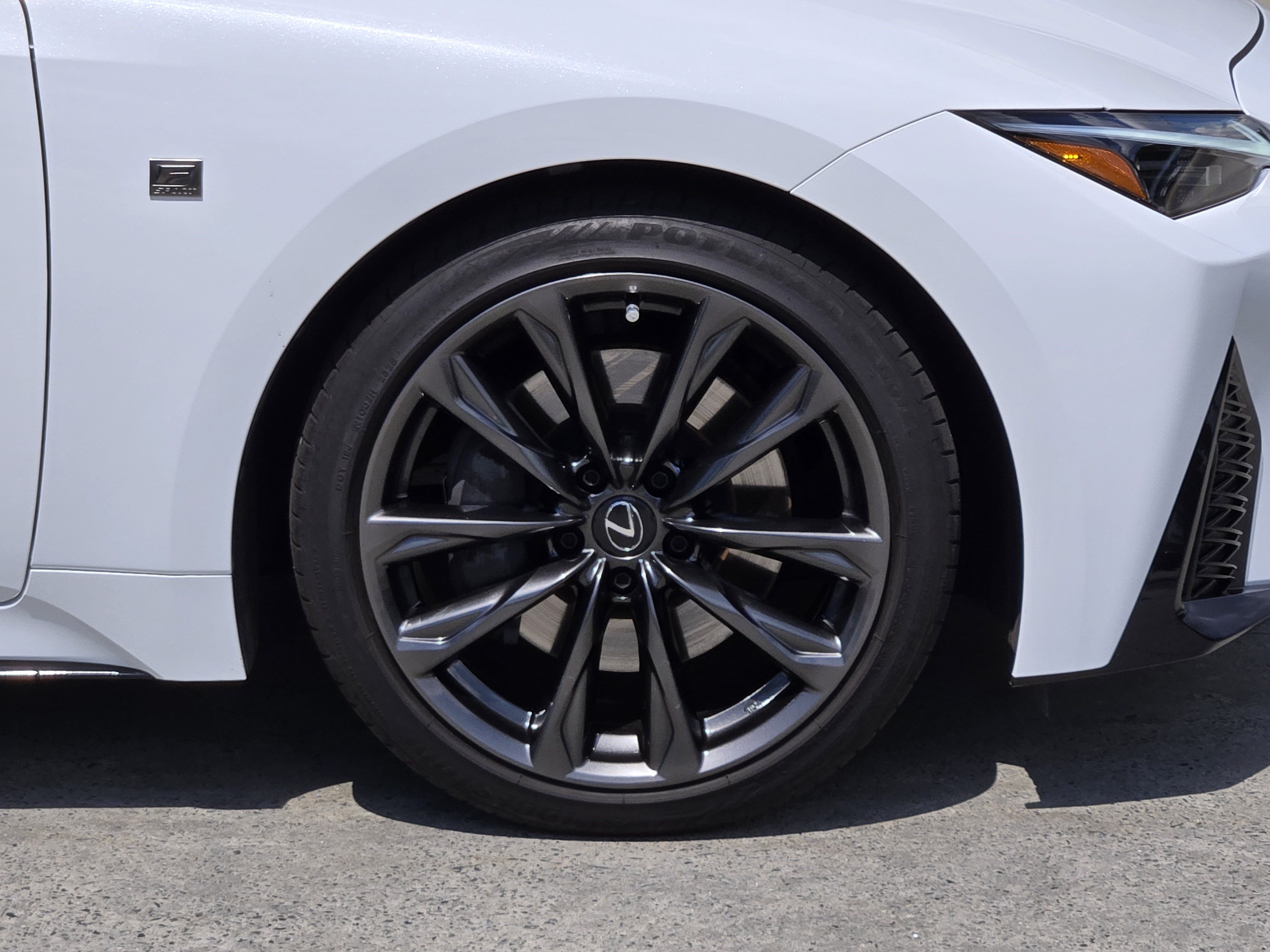 Used 2025 Lexus IS 350 F Sport RWD image 11