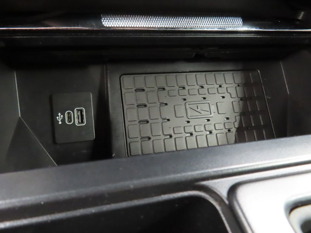 Used 2025 Ford F150 Lariat w/ Equipment Group 502A High AWD/4WD image 74