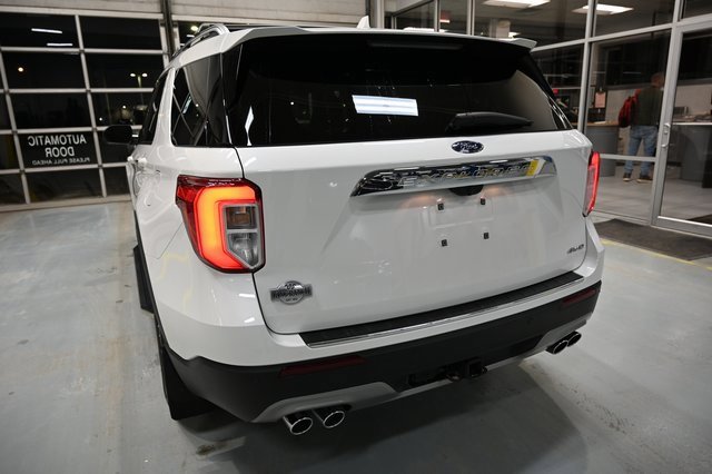 Used 2022 Ford Explorer King Ranch w/ Class IV Trailer Tow Package image 6