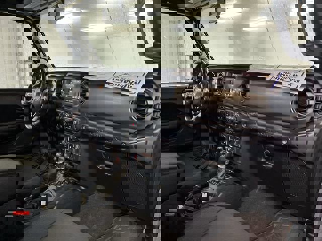 Used 2021 Jeep Wrangler Sport image 27