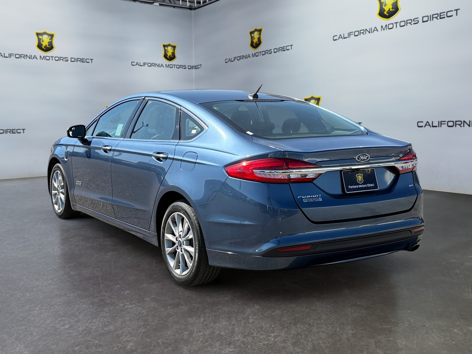 Used 2018 Ford Fusion Energi SE FWD image 3