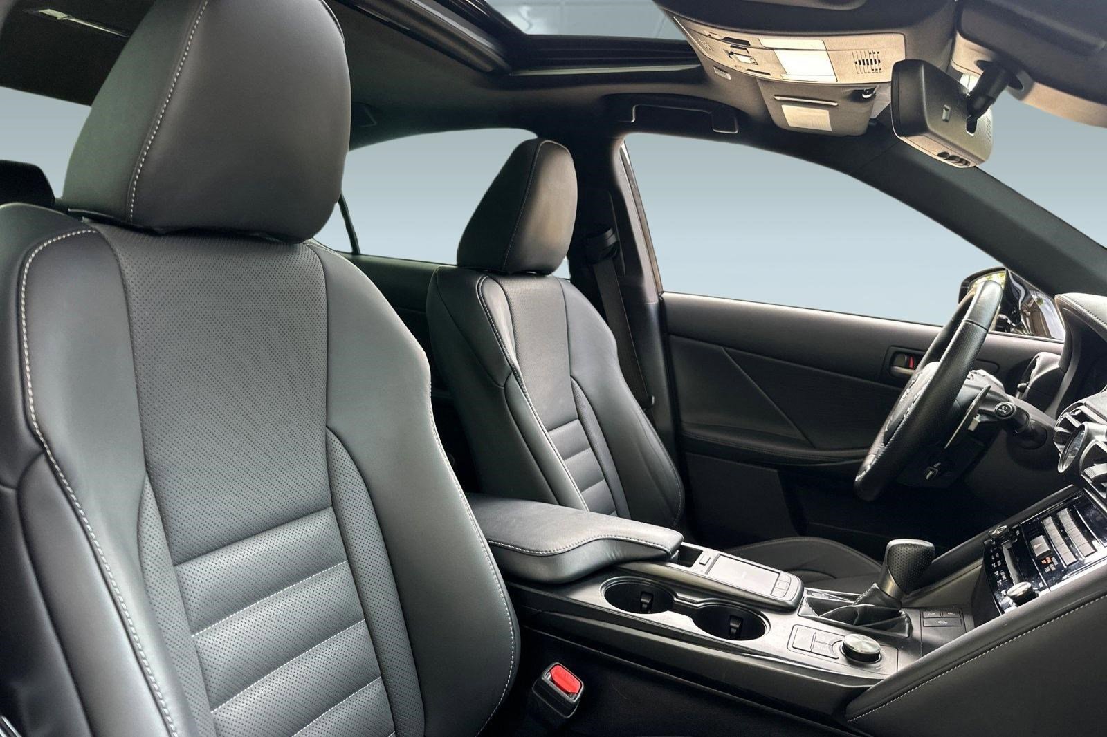 Used 2024 Lexus IS 350 F Sport image 29