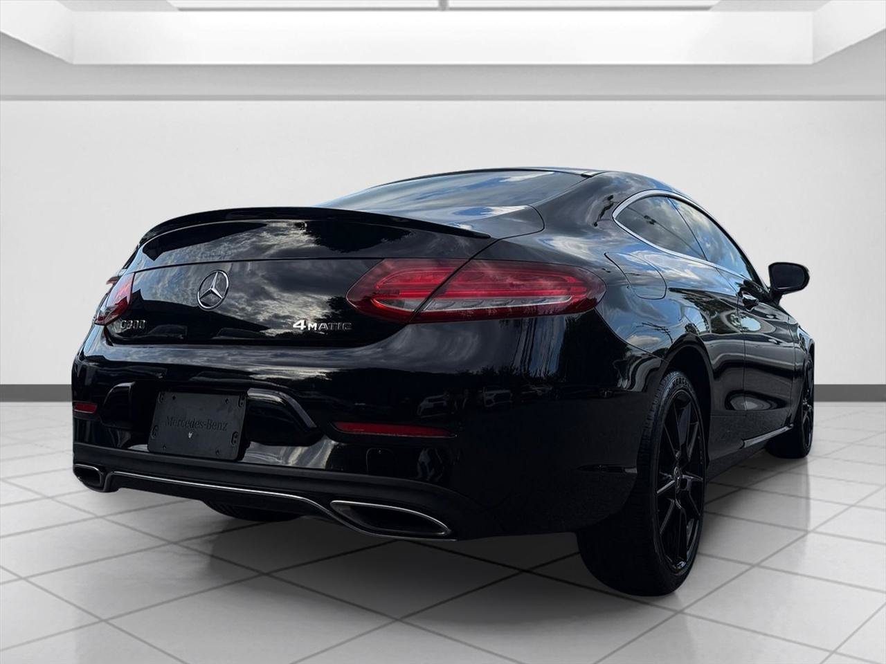 Used 2018 Mercedes-Benz C 300 4MATIC Coupe image 5