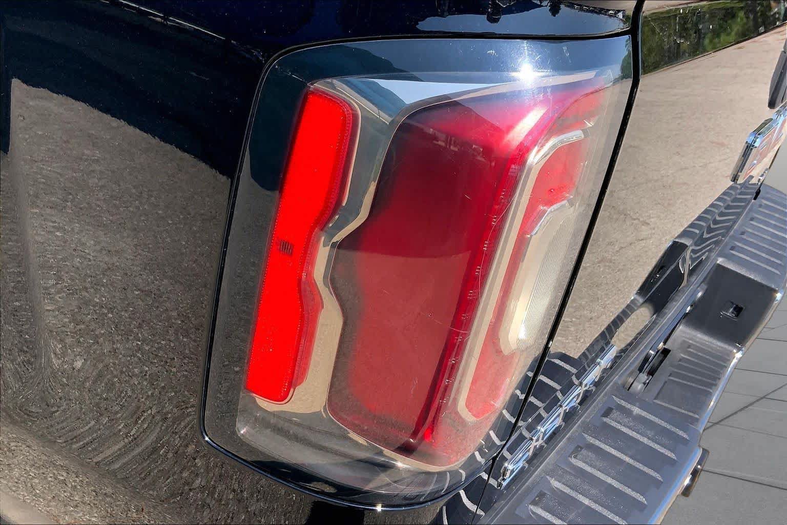 Used 2017 GMC Sierra 1500 SLT AWD/4WD image 29