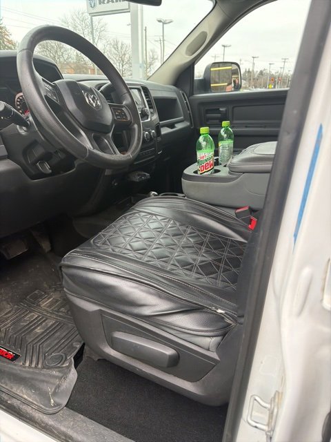 Used 2018 RAM 2500 Tradesman w/ Chrome Appearance Group image 4