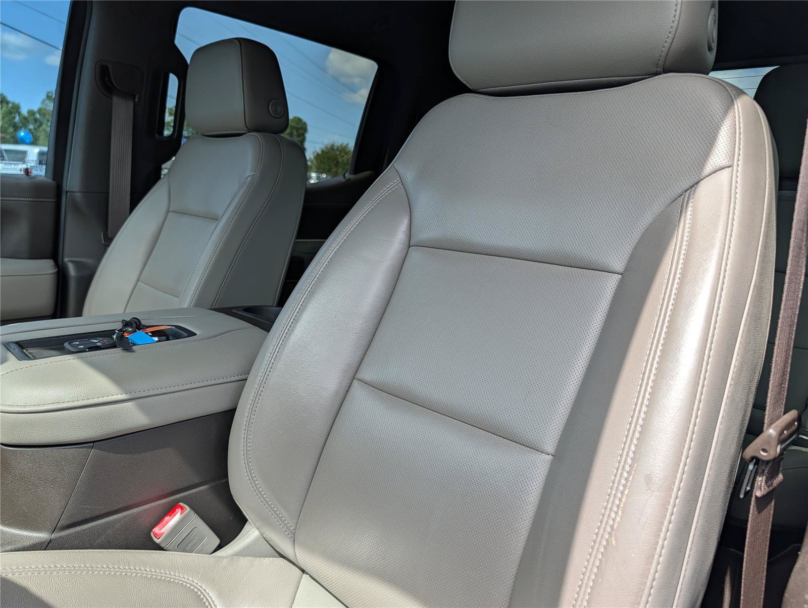 Used 2019 GMC Sierra 1500 SLT AWD/4WD image 11
