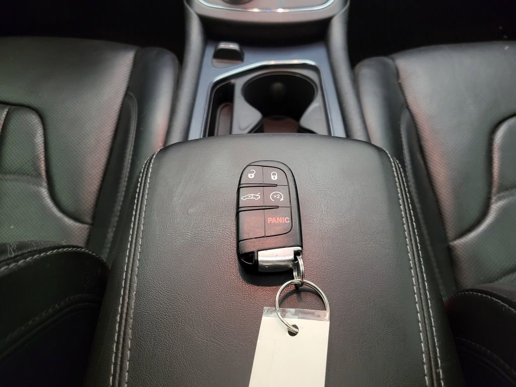 Used 2016 Chrysler 200 S w/ Navigation & Sound Group I image 48