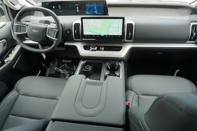 New 2027 Ford Expedition Active RWD image 6