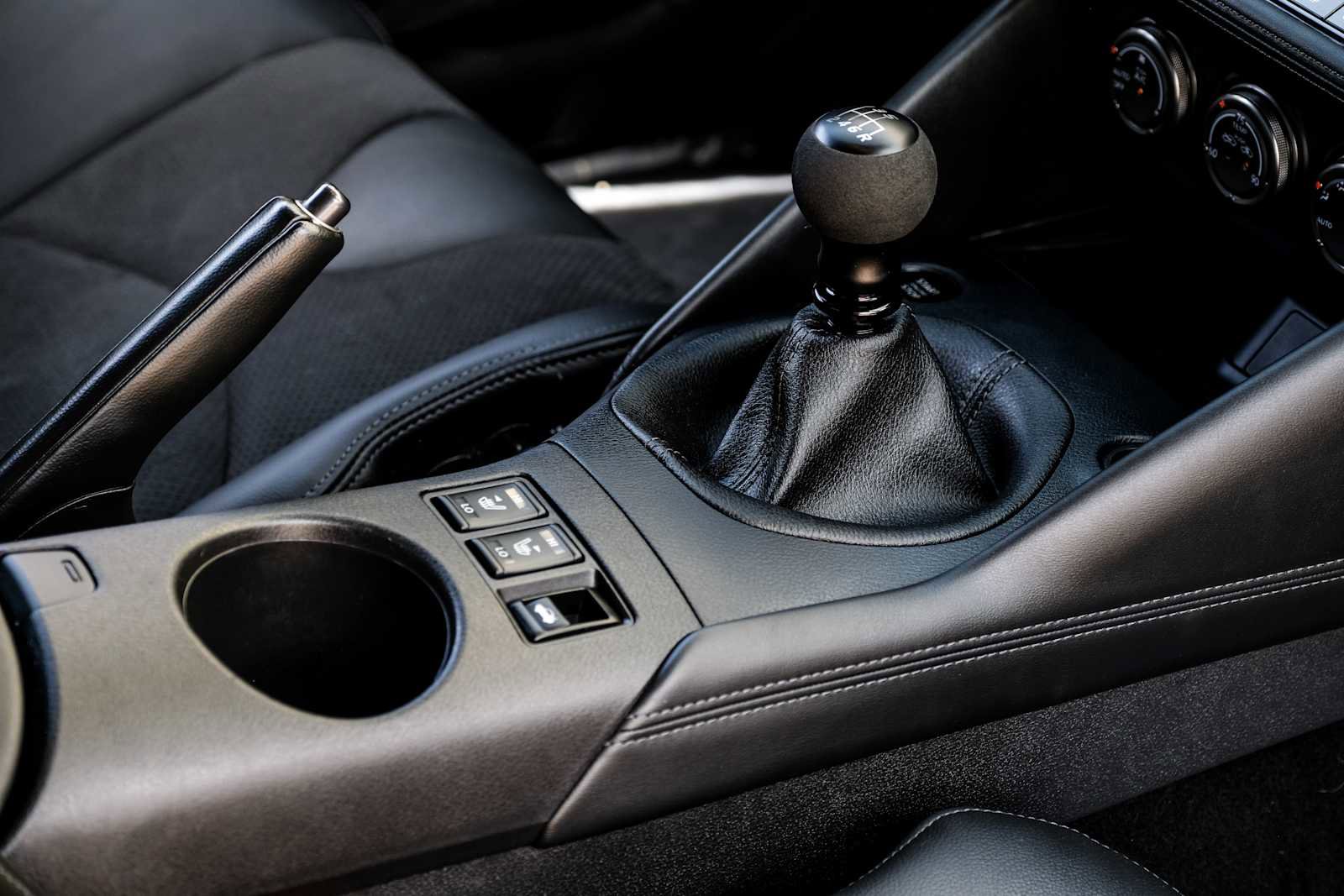 Used 2024 Nissan Z Performance w/ Floor Mat Package image 21