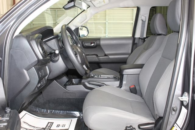Used 2021 Toyota Tacoma SR w/ SR Convenience Package RWD image 10