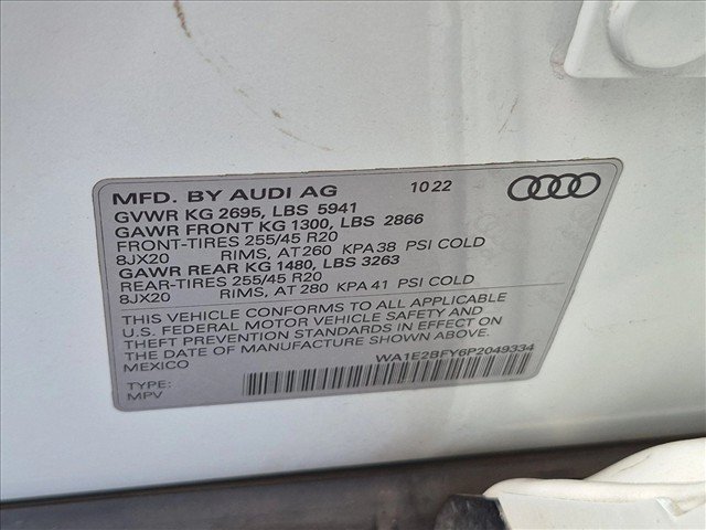 Used 2023 Audi Q5 e Premium Plus w/ Premium Plus Package AWD/4WD image 24