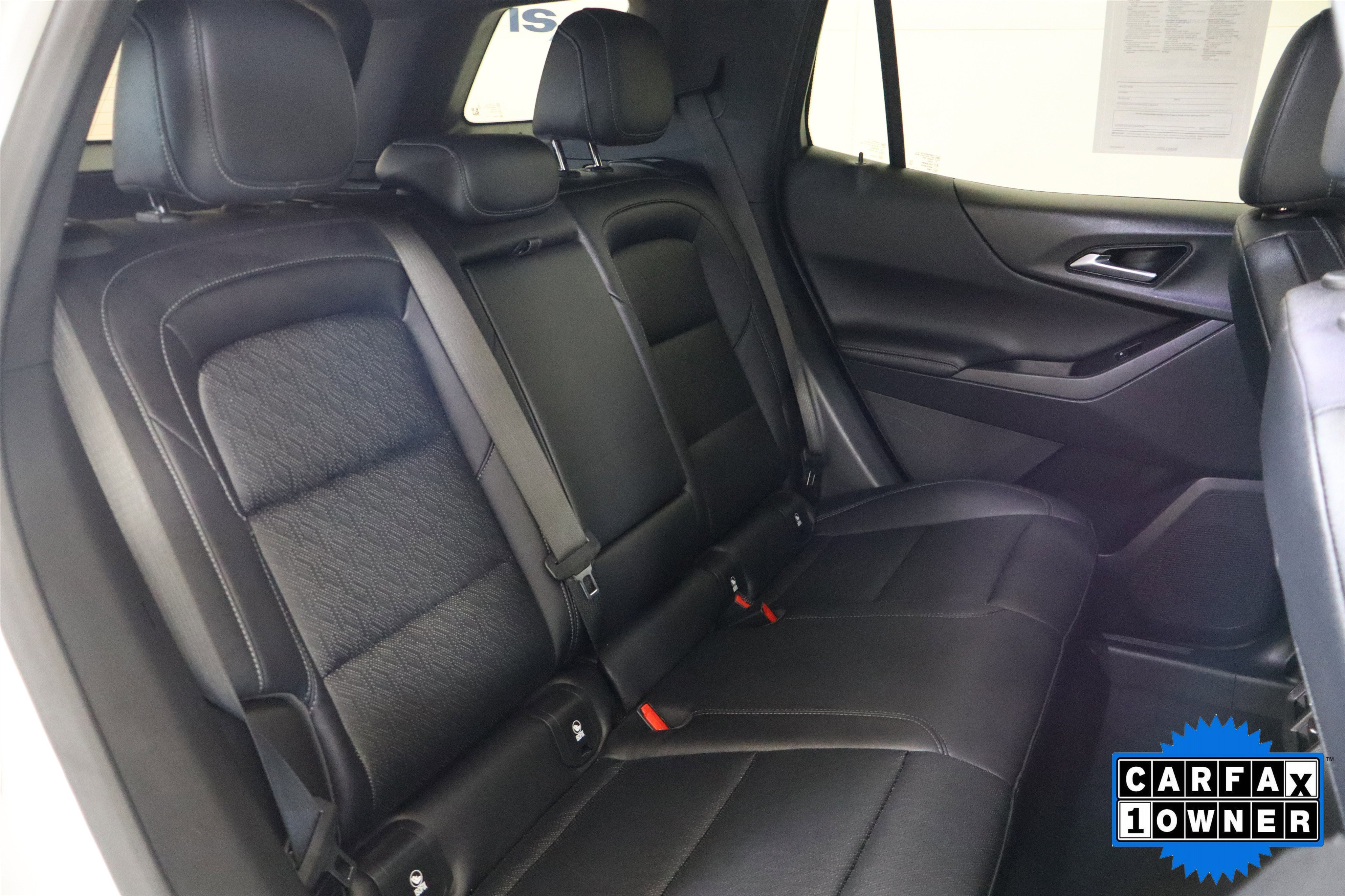 Used 2025 Chevrolet Equinox LT w/ Convenience Package II image 21