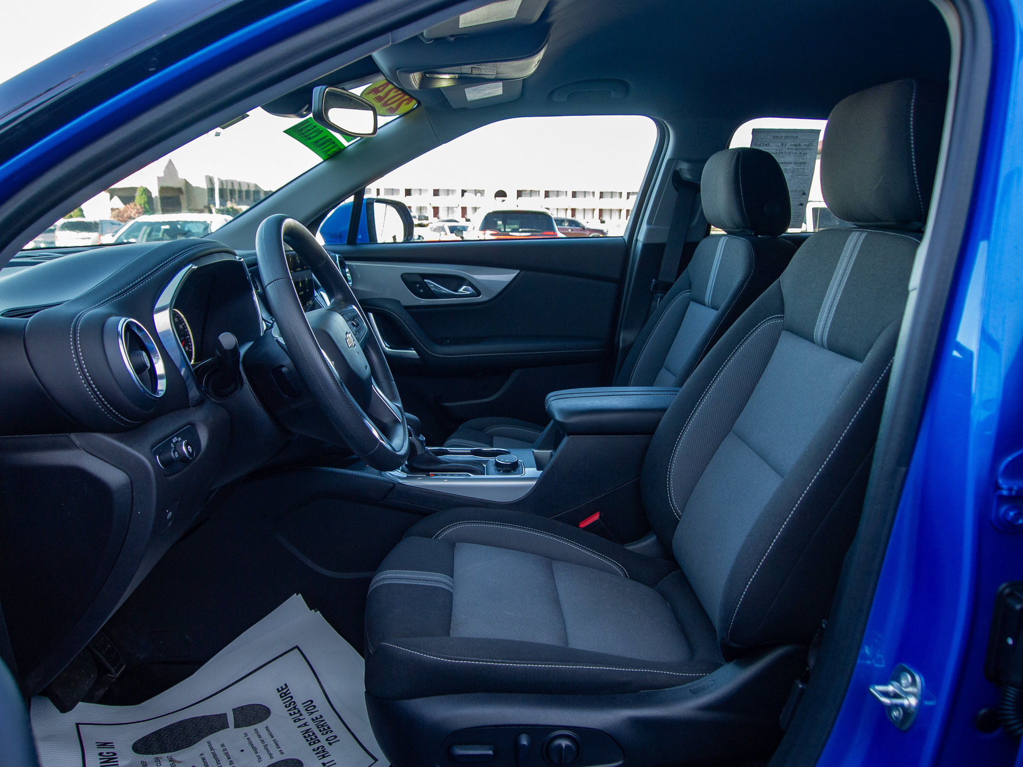 Used 2024 Chevrolet Blazer LT w/ Convenience Package FWD image 13