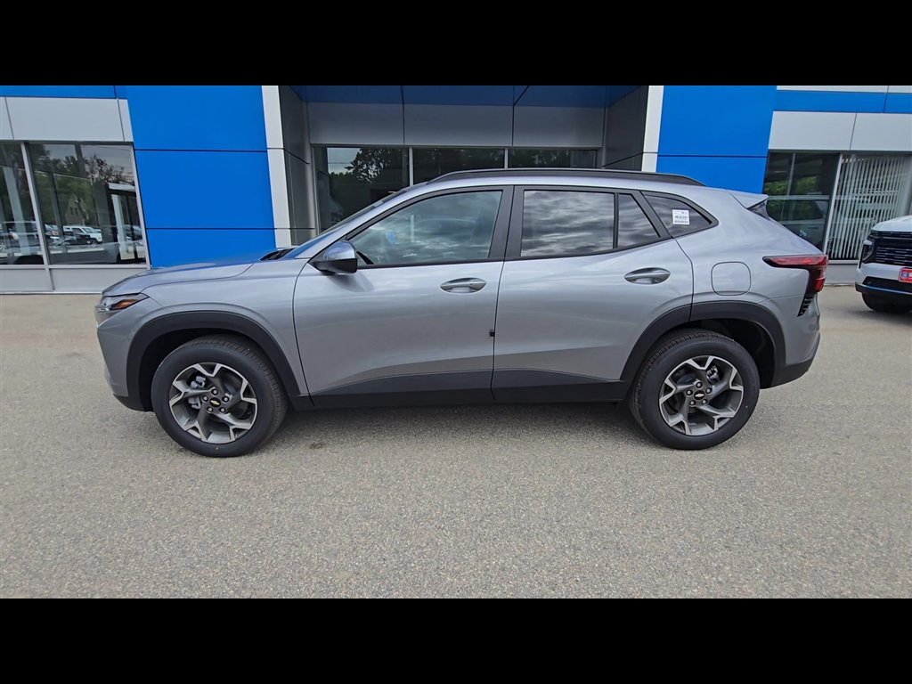New 2026 Chevrolet Trax LT w/ LT Convenience Package image 5