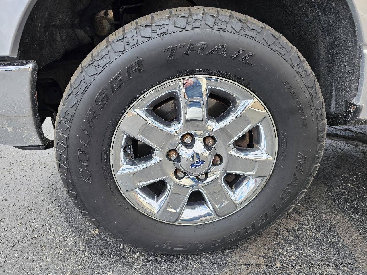 Used 2013 Ford F150 XLT w/ Luxury Equipment Group AWD/4WD image 32