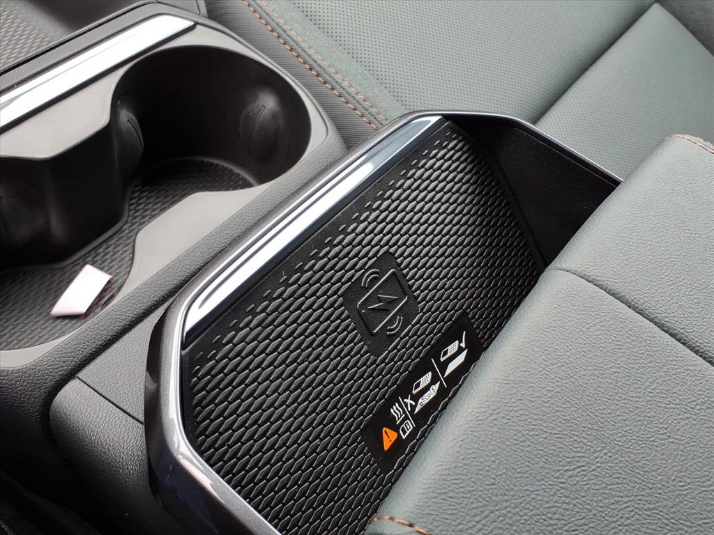 New 2026 GMC Terrain AT4 w/ Convenience Package III image 22