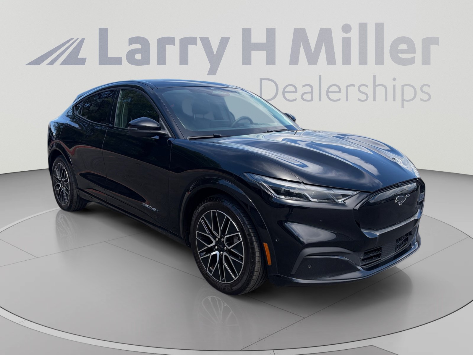 Certified 2024 Ford Mustang Mach-E Premium AWD/4WD image 7