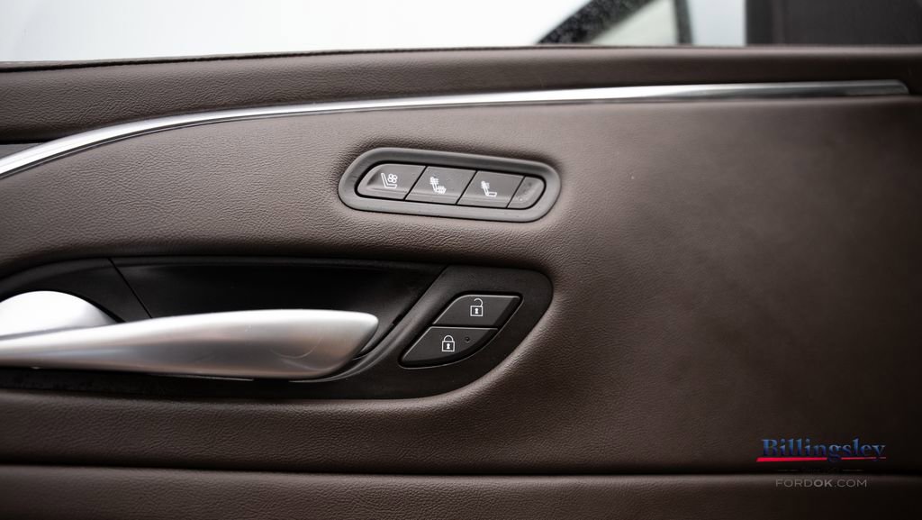 Used 2023 Cadillac Escalade Sport AWD/4WD image 9