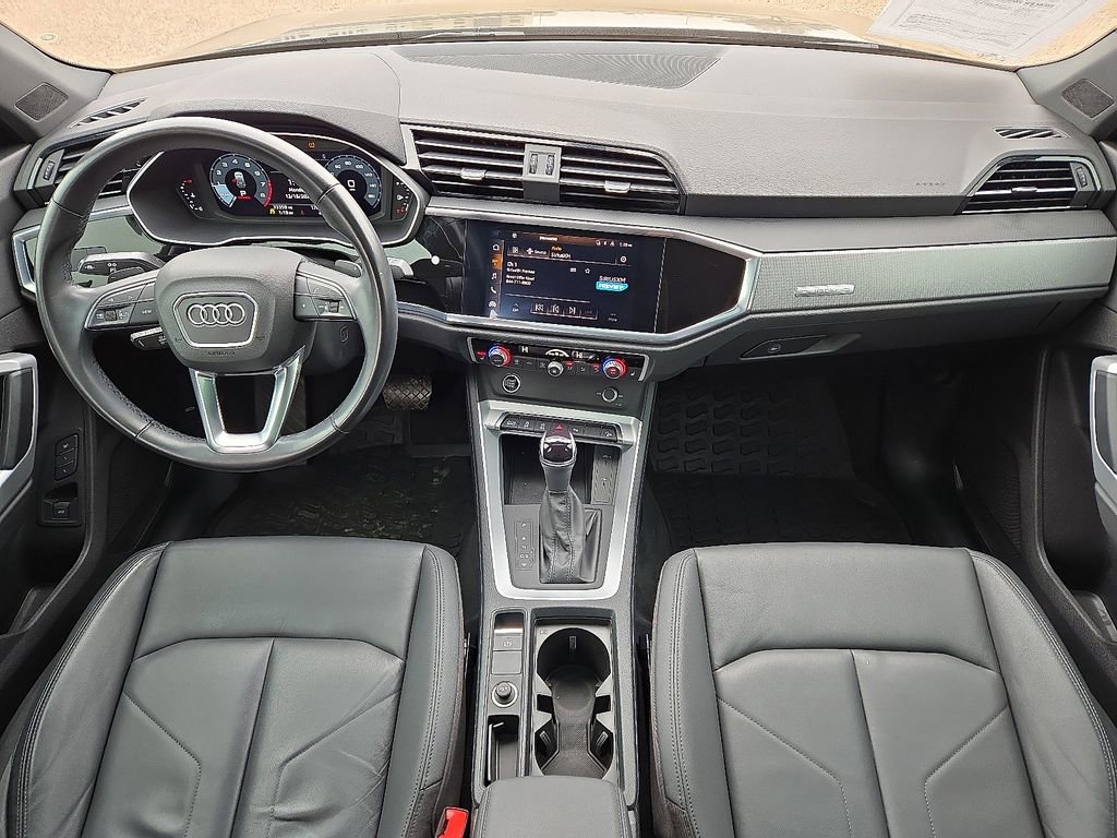 Used 2022 Audi Q3 2.0T Premium image 18