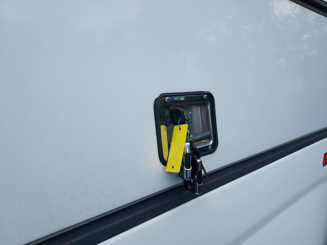 Used 2018 Chevrolet Silverado 1500 W/T image 23