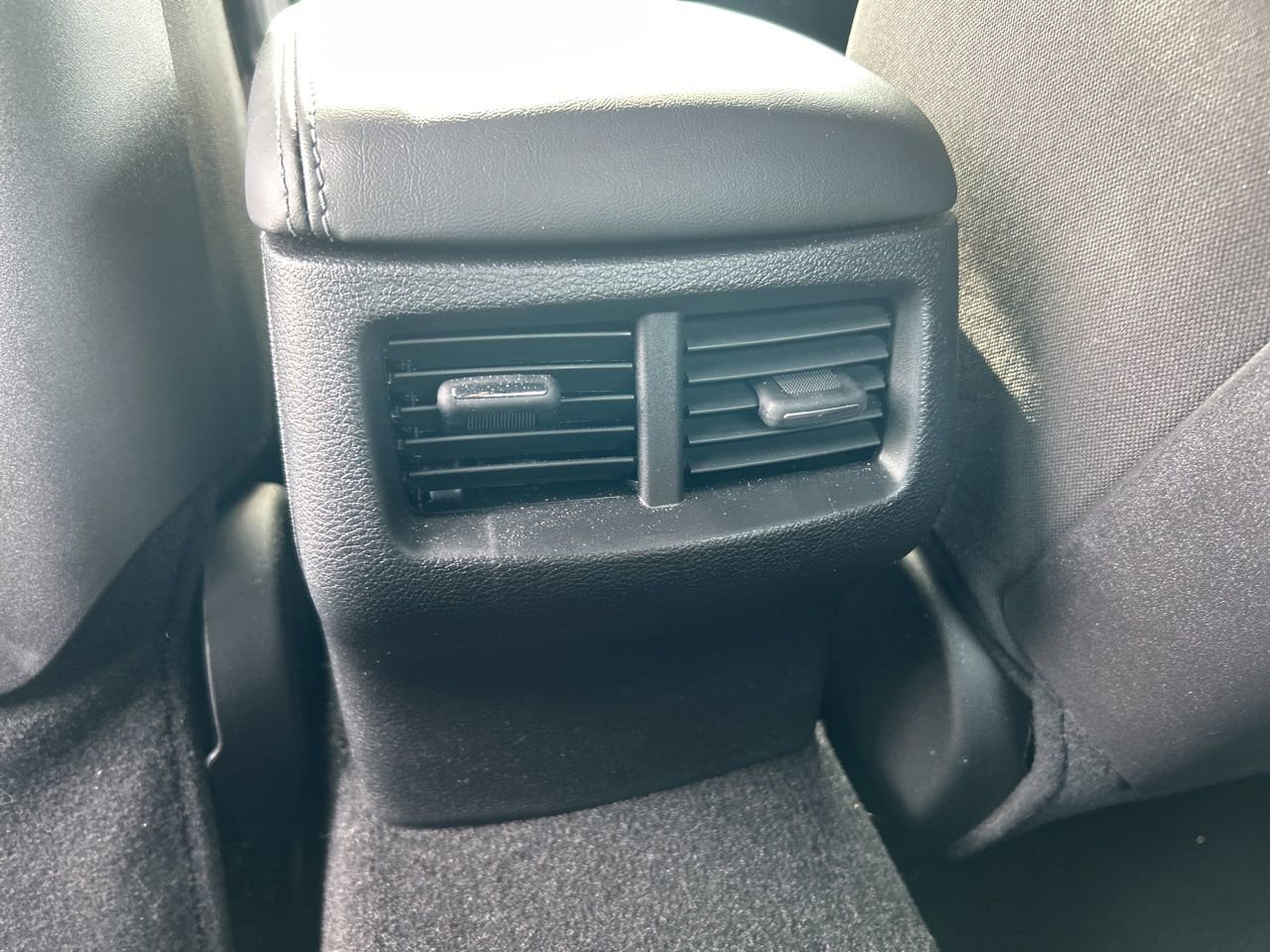 Used 2023 Dodge Challenger R/T w/ Blacktop Package image 24