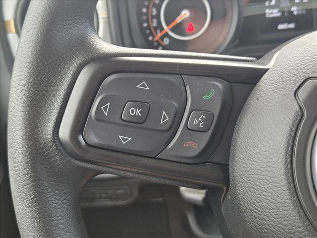 Used 2025 Jeep Gladiator Sport AWD/4WD image 16