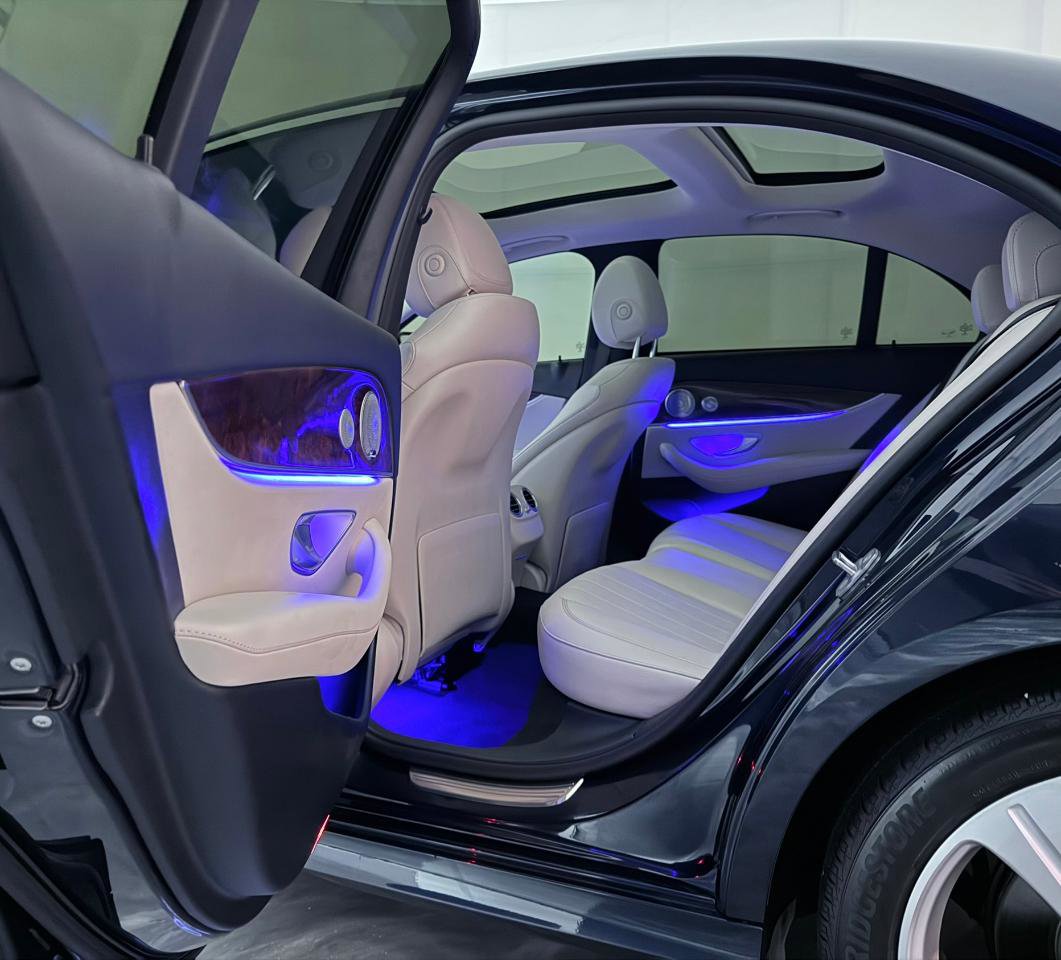 Used 2018 Mercedes-Benz E 300 4MATIC w/ Premium 1 Package image 22