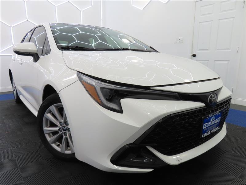 Used 2024 Toyota Corolla SE FWD image 2