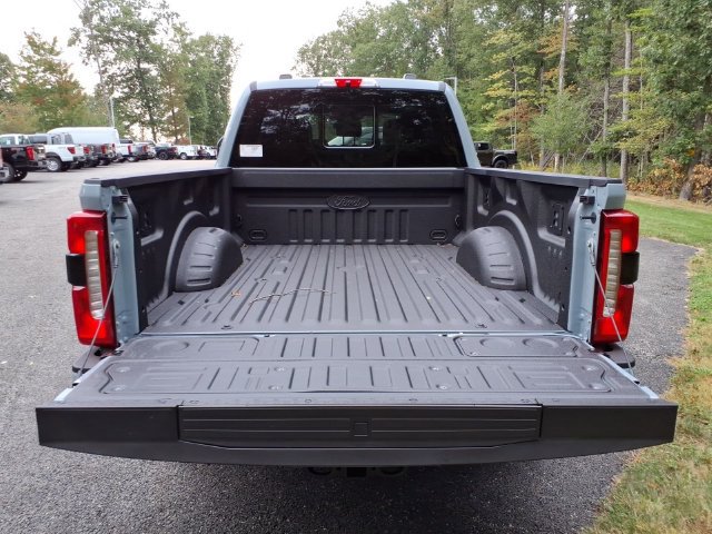 New 2027 Ford F250 Lariat w/ Black Appearance Package AWD/4WD image 7