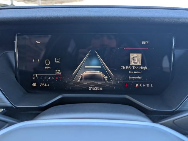 Used 2025 GMC Acadia Elevation image 15