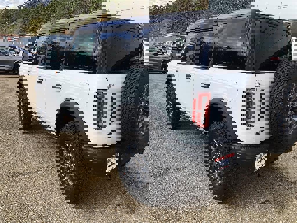 New 2025 Ford Bronco Badlands image 10