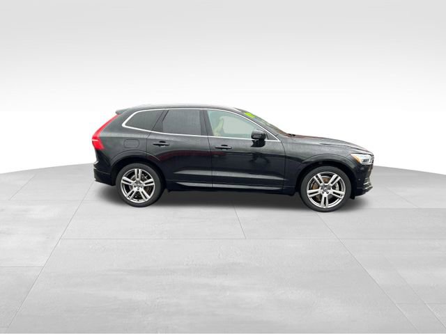Used 2019 Volvo XC60 T6 Momentum w/ Premium Package image 4