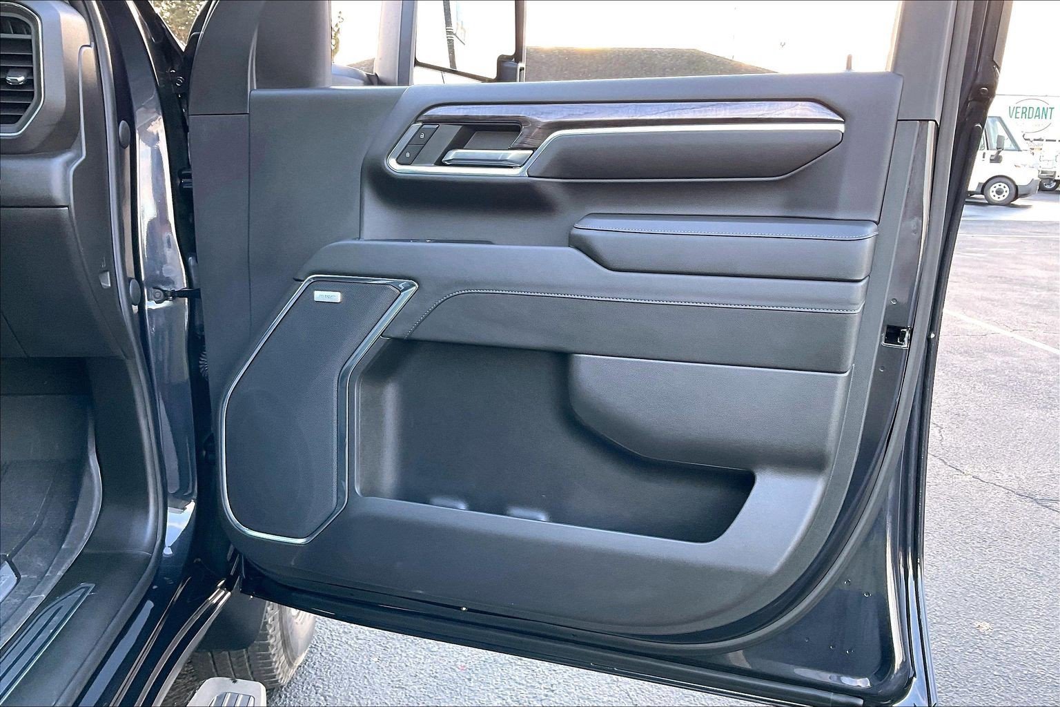 Used 2024 Chevrolet Silverado 3500 LTZ w/ LTZ Convenience Package image 24