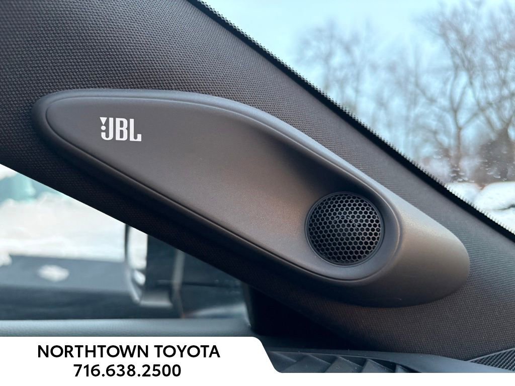 Used 2023 Toyota Crown Limited image 16