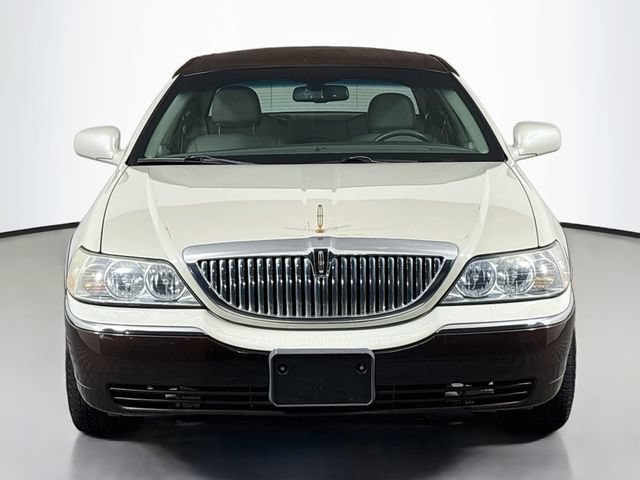 Used 2007 Lincoln Town Car Signature RWD video 2