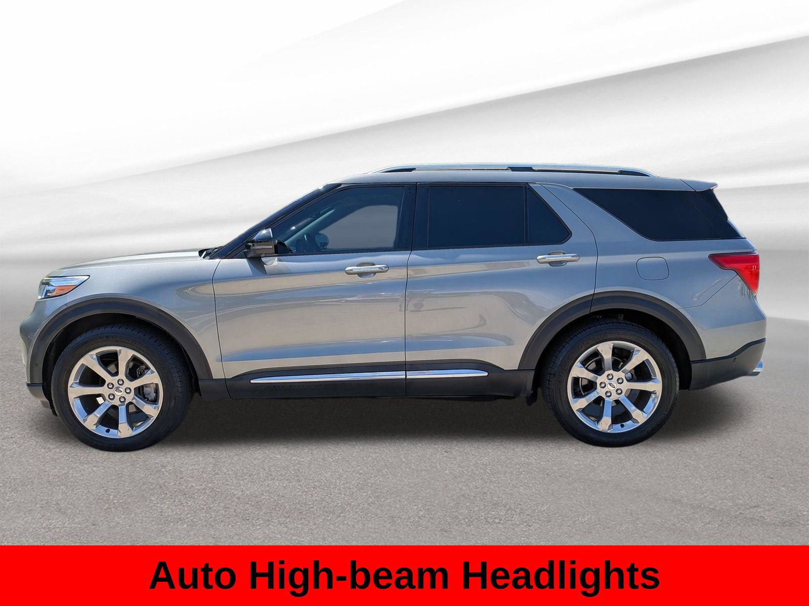 Used 2020 Ford Explorer Platinum w/ Premium Technology Package AWD/4WD image 13